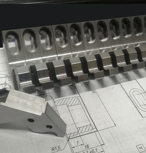 Латунный фитинг